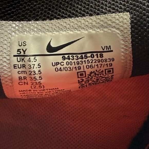 Size 5Y or Women’s 6.5-Nike Air Max 270 Black Bright Crimson Sneakers 943345-018 - Picture 8 of 9